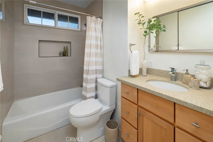 15401 Baffin Circle, Huntington Beach, California 92649