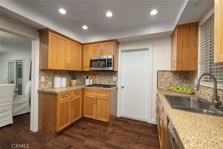 15401 Baffin Circle, Huntington Beach, California 92649