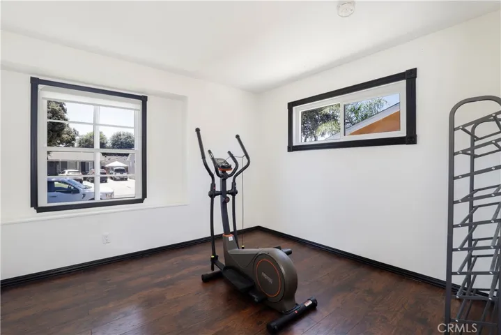 11433 212th Street, Lakewood, California 90715