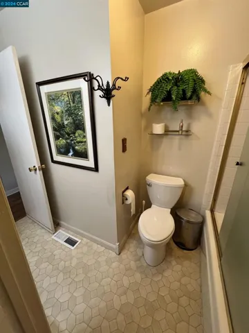 214 Oak Manor Plz, Martinez, California 94553