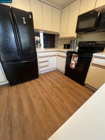 214 Oak Manor Plz, Martinez, California 94553