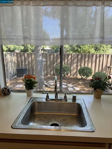 214 Oak Manor Plz, Martinez, California 94553