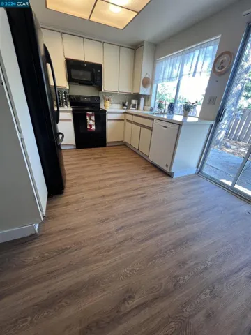 214 Oak Manor Plz, Martinez, California 94553