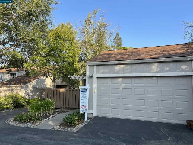 214 Oak Manor Plz, Martinez, California 94553