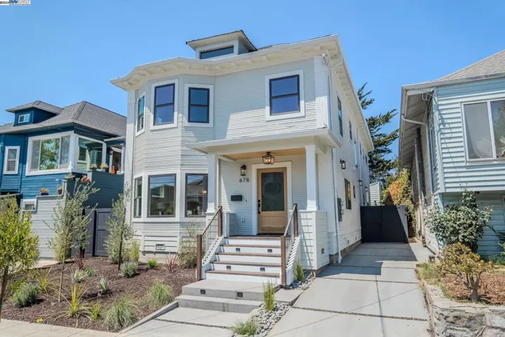 678 62nd St, Oakland, California 94609