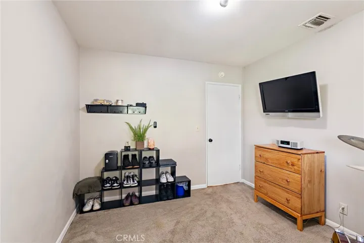 230 Temmera Lane, Glendora, California 91740