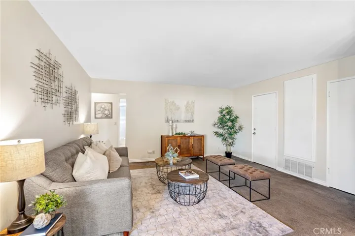 230 Temmera Lane, Glendora, California 91740