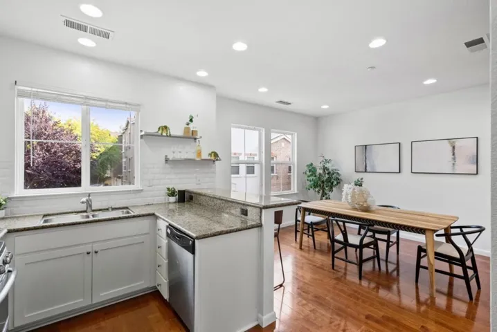 556 Saco Terrace, Sunnyvale, California 94089