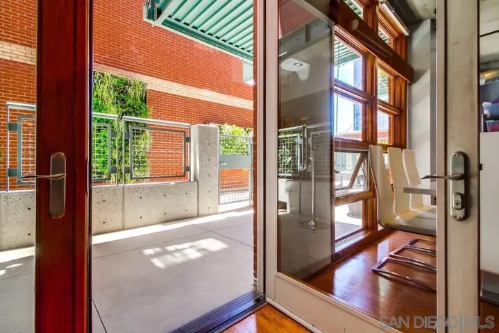 877 Island Ave 218, San Diego, California 92101