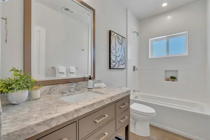 3626 Hemlock Ct, Santa Rosa, California 95403