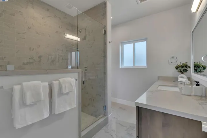 3626 Hemlock Ct, Santa Rosa, California 95403