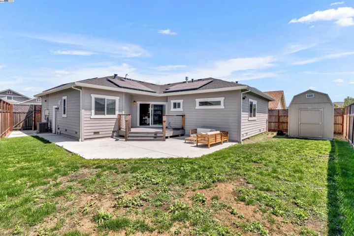 3626 Hemlock Ct, Santa Rosa, California 95403
