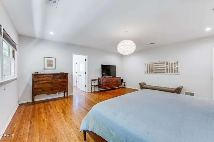 4884_Presidio_Dr_ View_Park California 2