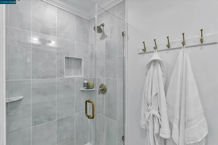Main House Primary Suite Shower