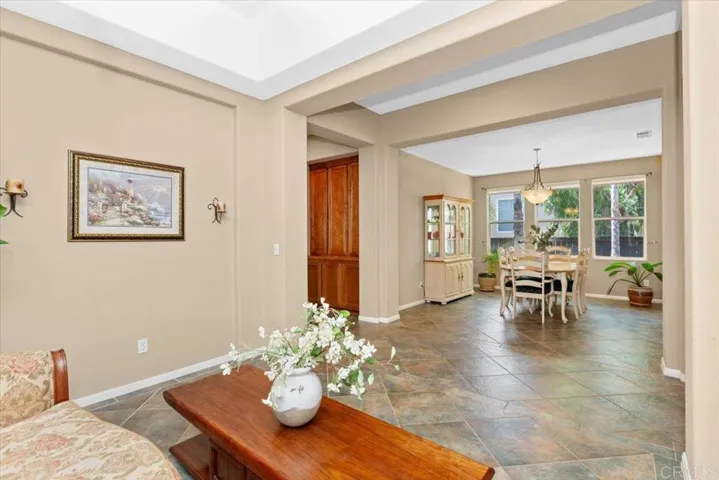 1118 Via Vera Cruz, San Marcos, California 92078