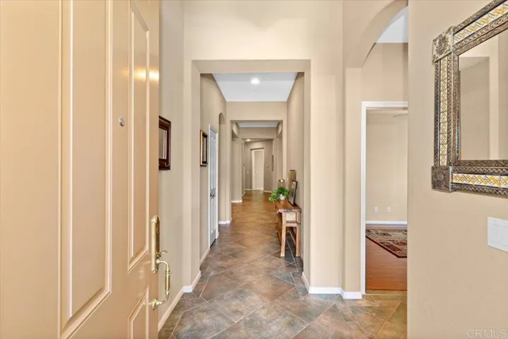 1118 Via Vera Cruz, San Marcos, California 92078