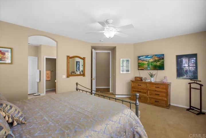 1118 Via Vera Cruz, San Marcos, California 92078