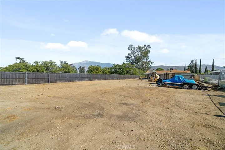 Huge Backyard!