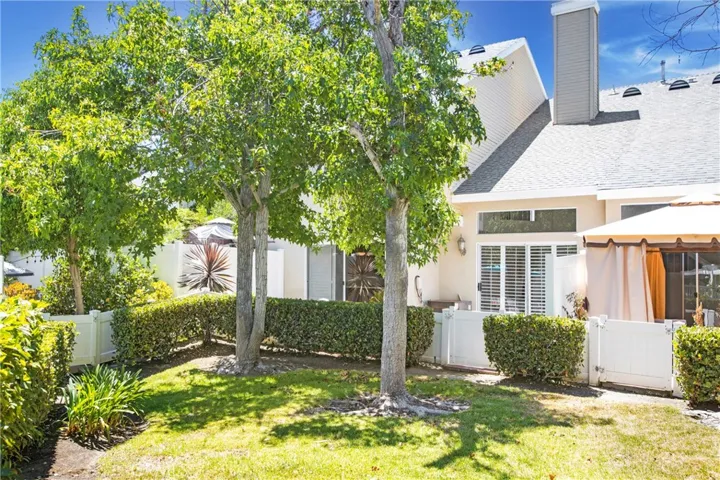 27816 Berwick, Mission Viejo, California 92691