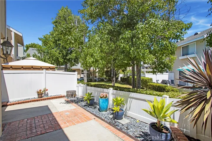 27816 Berwick, Mission Viejo, California 92691