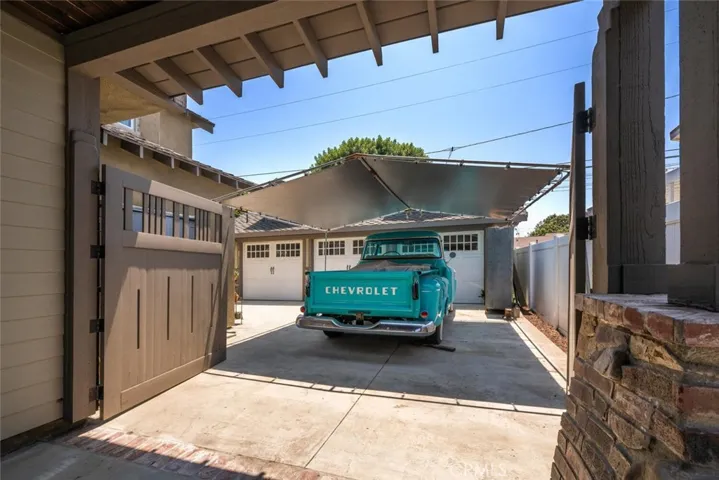 5540 E Peabody Street, Long Beach, California 90808