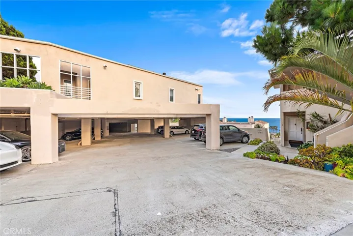 21732 Wesley Drive 6, Laguna Beach, California 92651