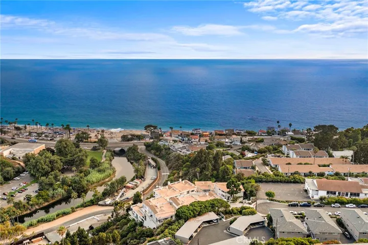 21732 Wesley Drive 6, Laguna Beach, California 92651