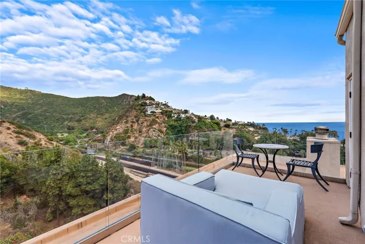 21732 Wesley Drive 6, Laguna Beach, California 92651