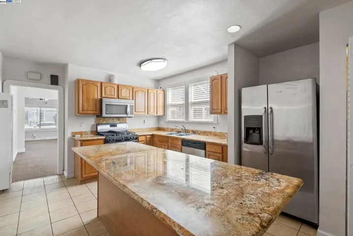 1533 69th Ave, Oakland, California 94621