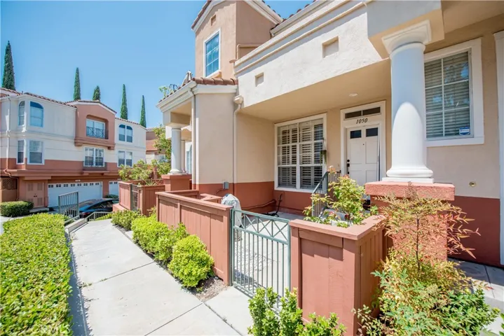 1050 S San Marino Way, Anaheim Hills, California 92808