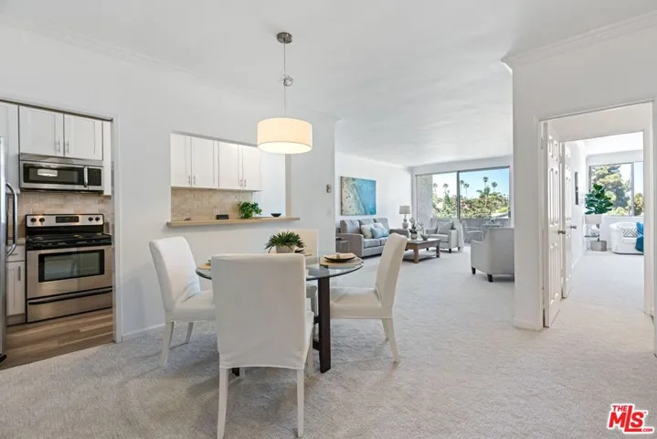 901 10th Street 403, Santa Monica, California 90403