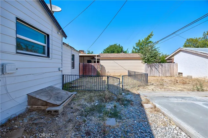 1960 Calimyrna Avenue, Merced, California 95340