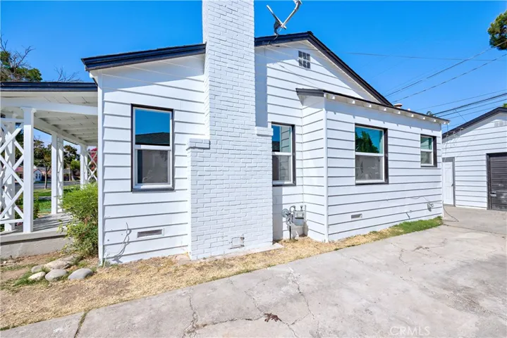 1960 Calimyrna Avenue, Merced, California 95340