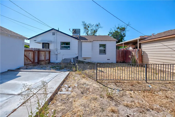 1960 Calimyrna Avenue, Merced, California 95340