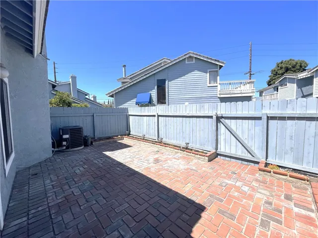 7654 Cerritos Avenue E, Stanton, California 90680