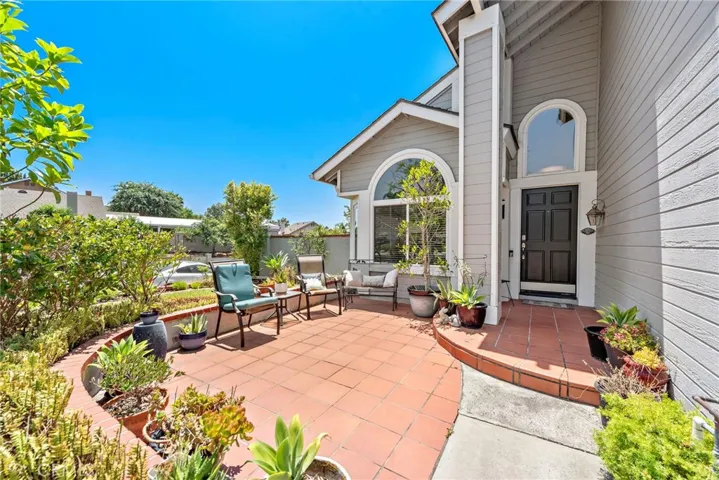 21115 Briarwood Lane, Rancho Santa Margarita, California 92679
