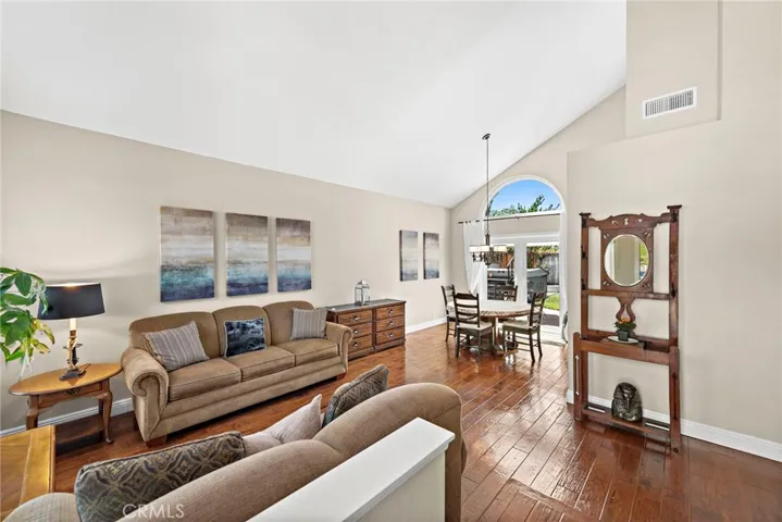 21115 Briarwood Lane, Rancho Santa Margarita, California 92679