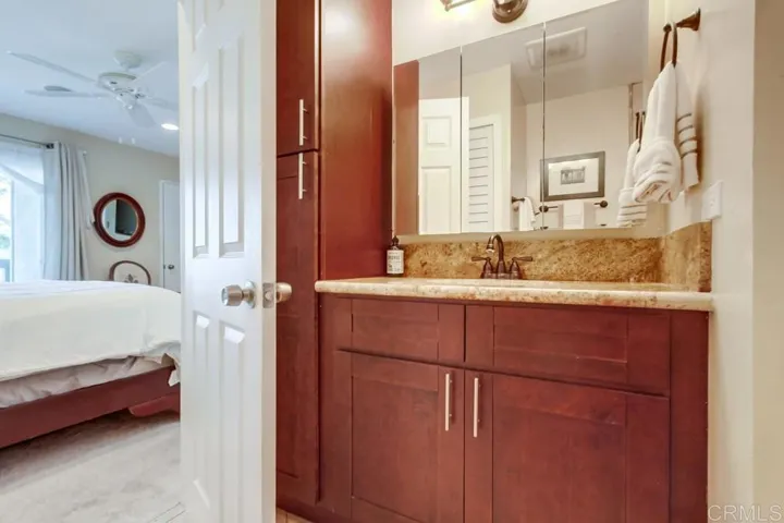 630 E Solana Circle, Solana Beach, California 92075
