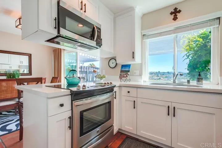 630 E Solana Circle, Solana Beach, California 92075