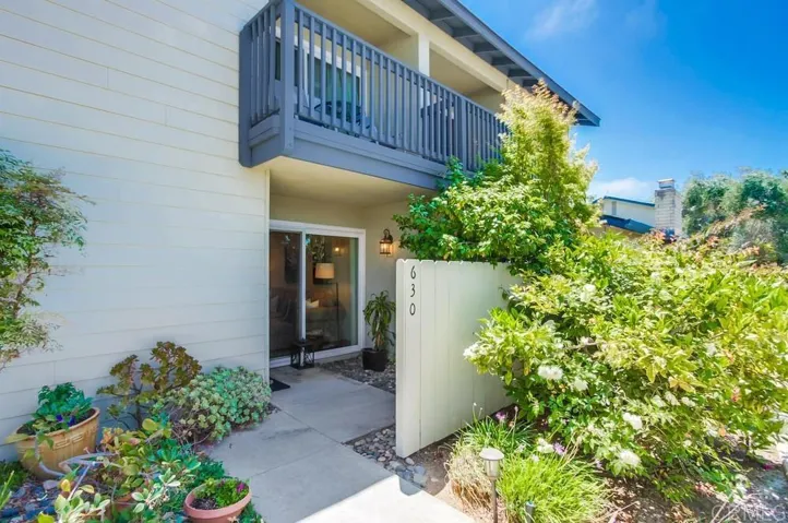 630 E Solana Circle, Solana Beach, California 92075