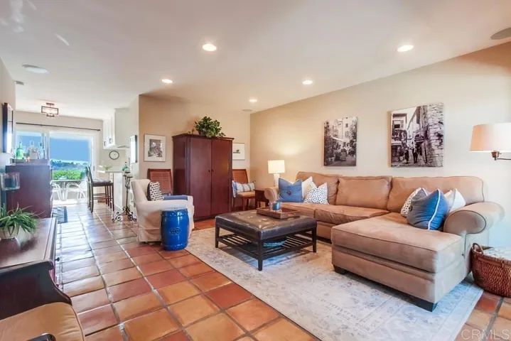 630 E Solana Circle, Solana Beach, California 92075