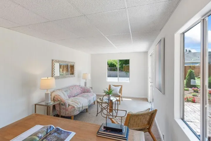 3727 Grove Avenue, Palo Alto, California 94303