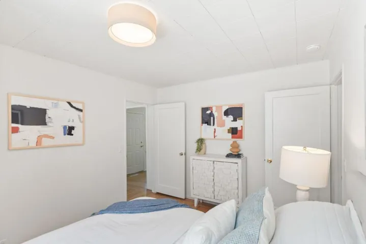 3727 Grove Avenue, Palo Alto, California 94303