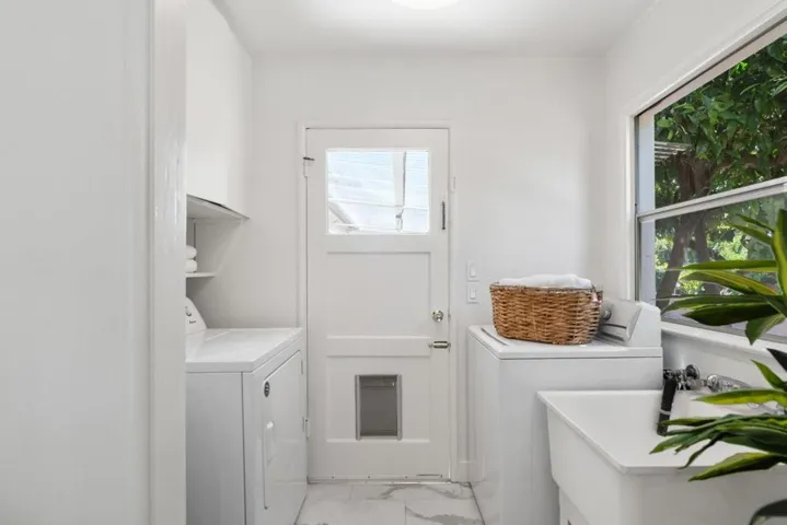 3727 Grove Avenue, Palo Alto, California 94303