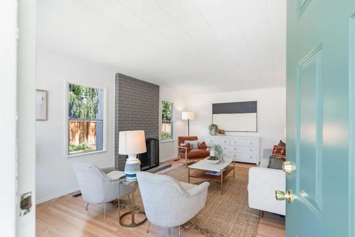 3727 Grove Avenue, Palo Alto, California 94303