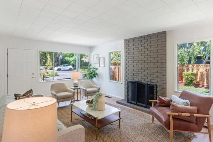 3727 Grove Avenue, Palo Alto, California 94303