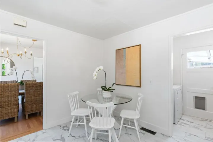 3727 Grove Avenue, Palo Alto, California 94303