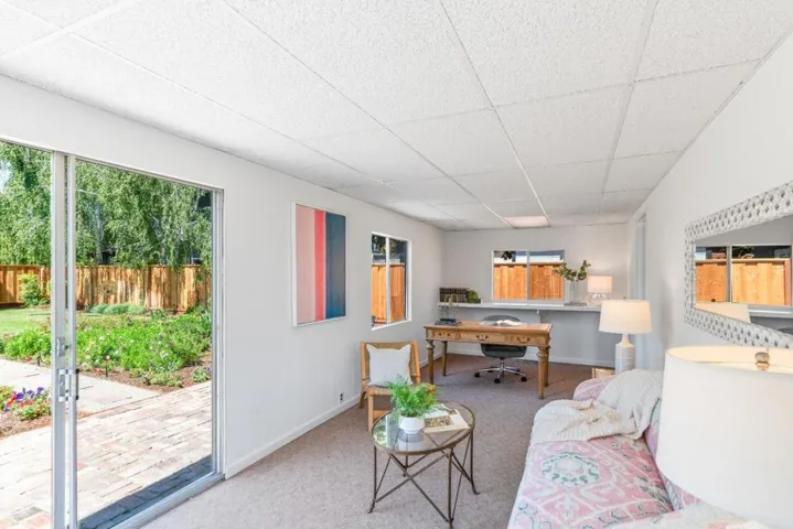 3727 Grove Avenue, Palo Alto, California 94303