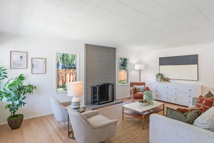 3727 Grove Avenue, Palo Alto, California 94303