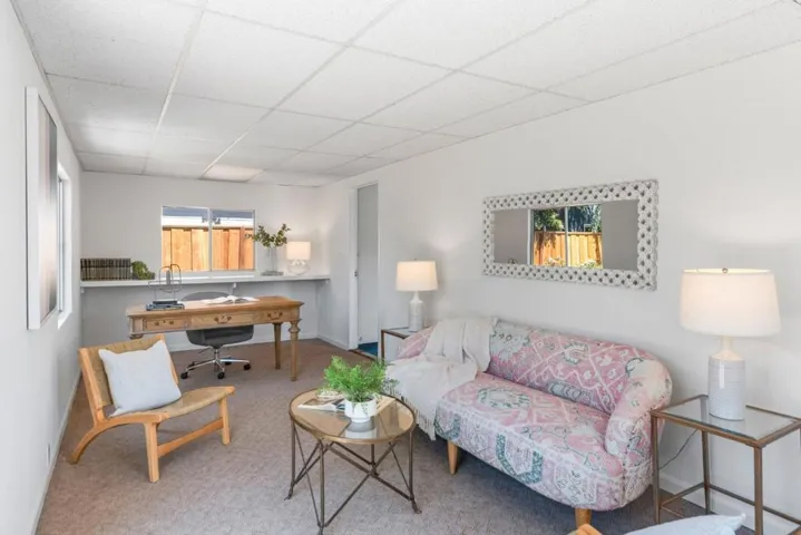 3727 Grove Avenue, Palo Alto, California 94303